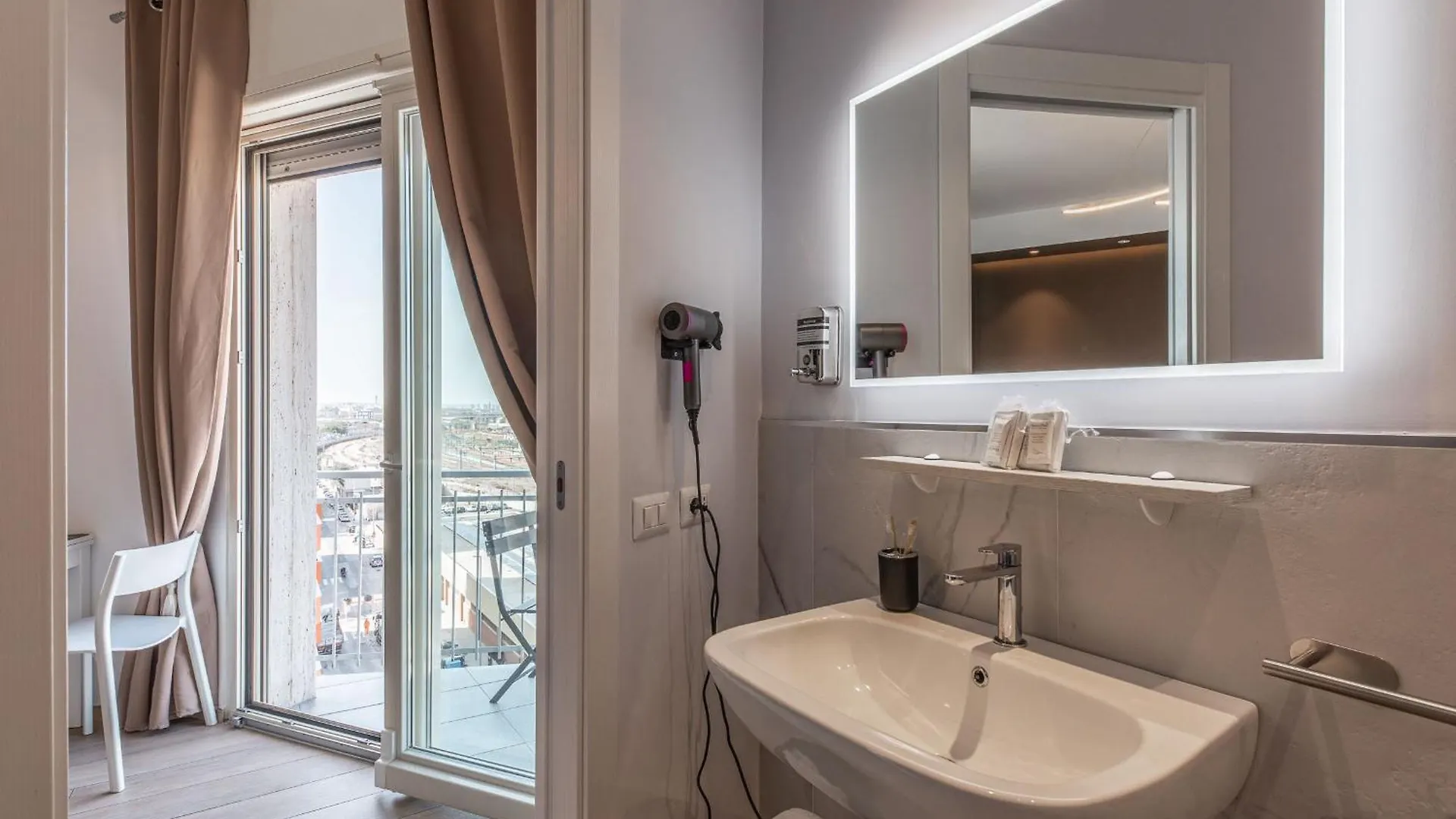 Capruzzi Guest House Bari Italia